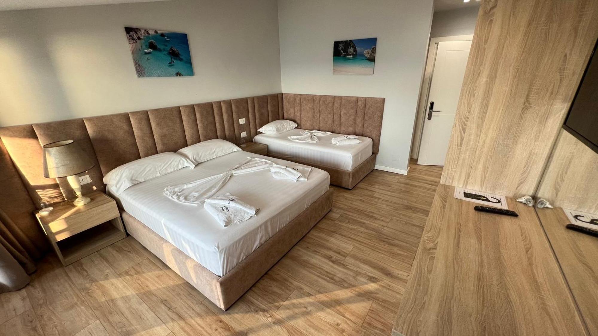 Radhimë Villa Tramonto Vlore מראה חיצוני תמונה